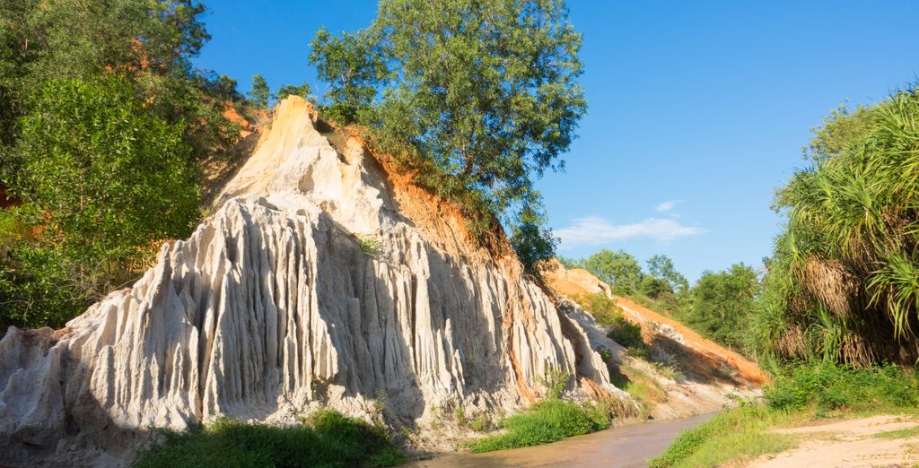 Tour privato: Tra i sorrisi del Nord con possibile estensione a Ho Chi Minh e Mui Ne 