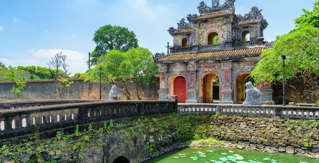 Tour privato: Viaggio alla scoperta delle meraviglie del Sud-est asiatico 