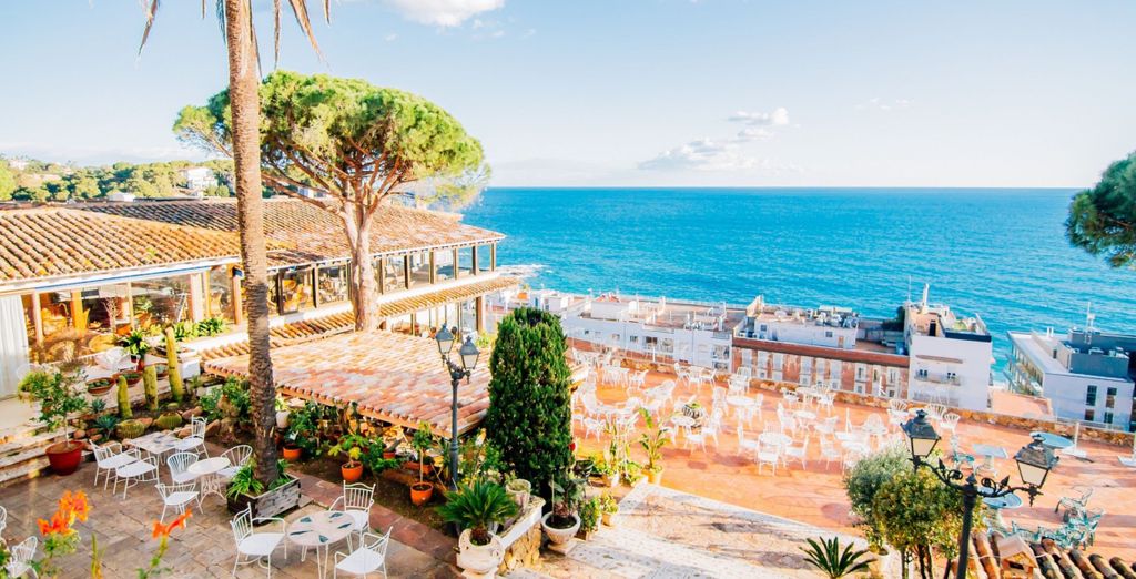 Hotel Roger De Flor By Seleqtta 4* 