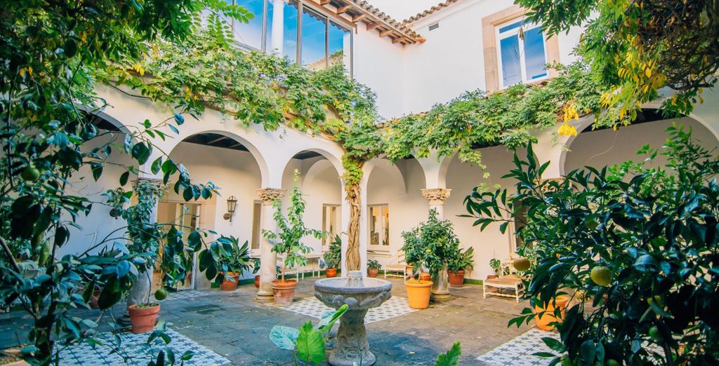 Hotel Roger De Flor By Seleqtta 4* 