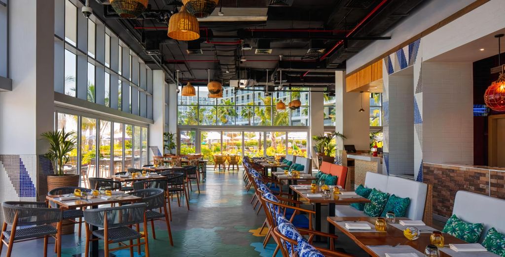 Club Coralia Centara Mirage Beach Resort Dubai 4*