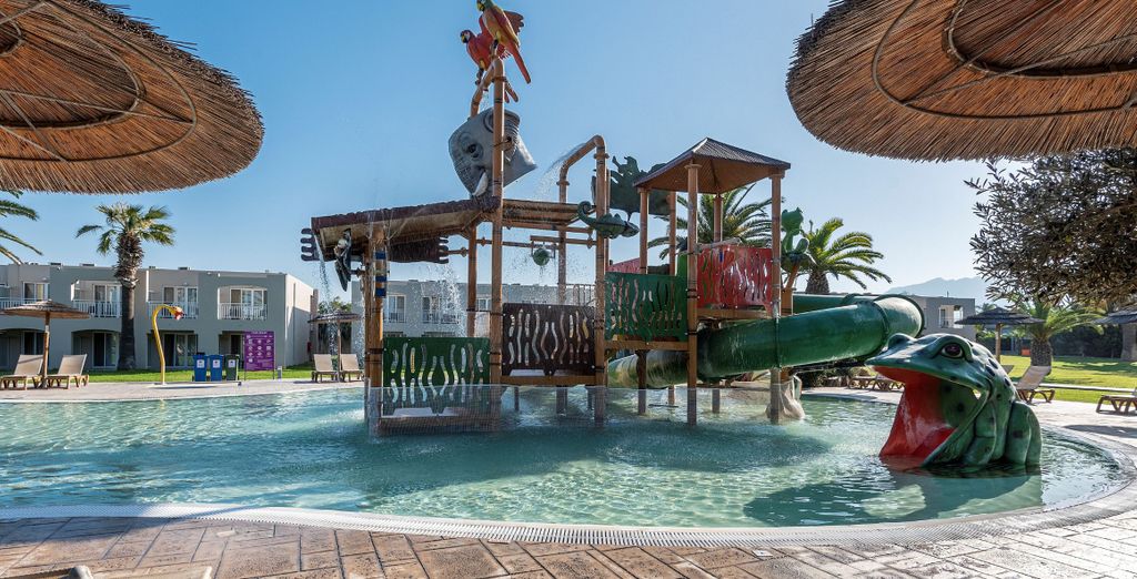 E-GEO Easy Living Resort 4* 