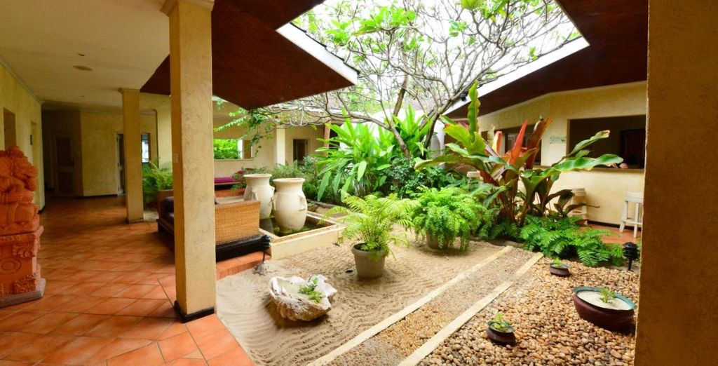 Diani Reef Beach Resort & Spa 5* con safari da 1 a 4 notti