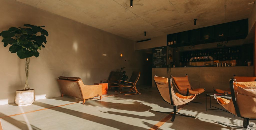 Mouco Hotel - Stay Listen & Play 4*