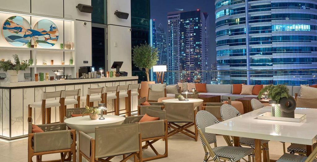 Vida Dubai Marina & Yacht Club 4*