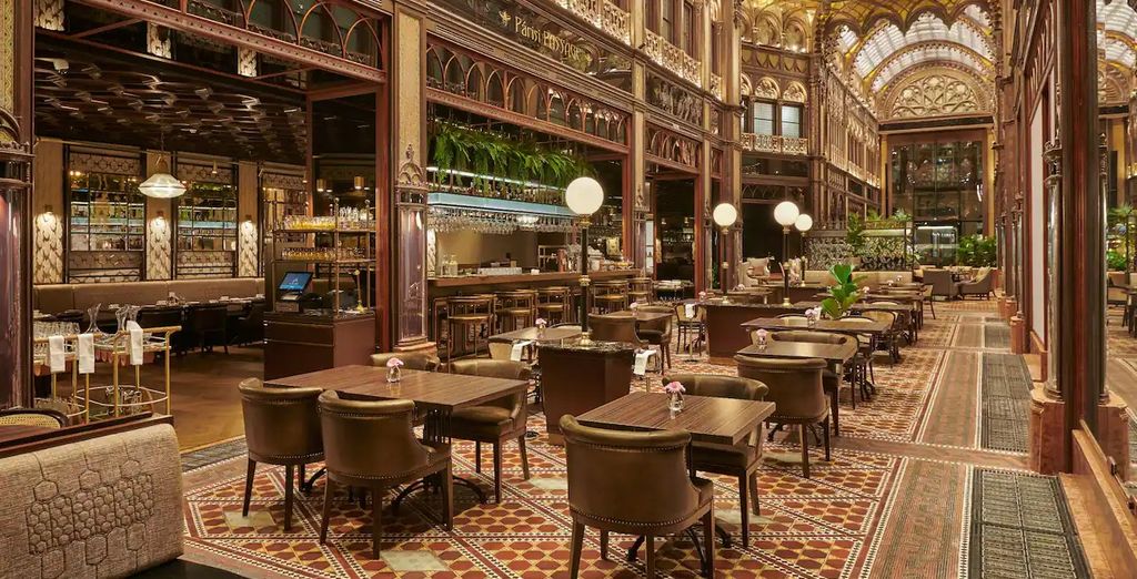 Párisi Udvar Budapest 5*