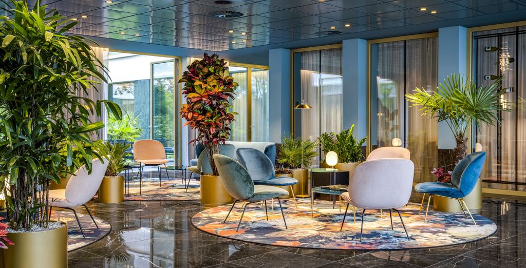NH Collection Antwerp Centre 4*