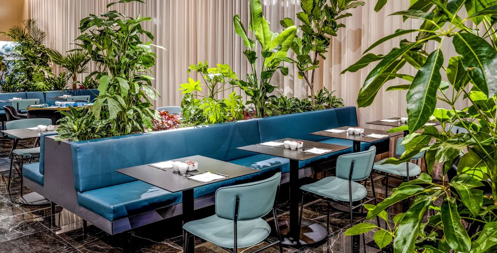 NH Collection Antwerp Centre 4*