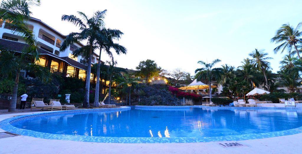 Safari di 2 o 3 notti con estensione al Diani Reef Beach Resort 4*