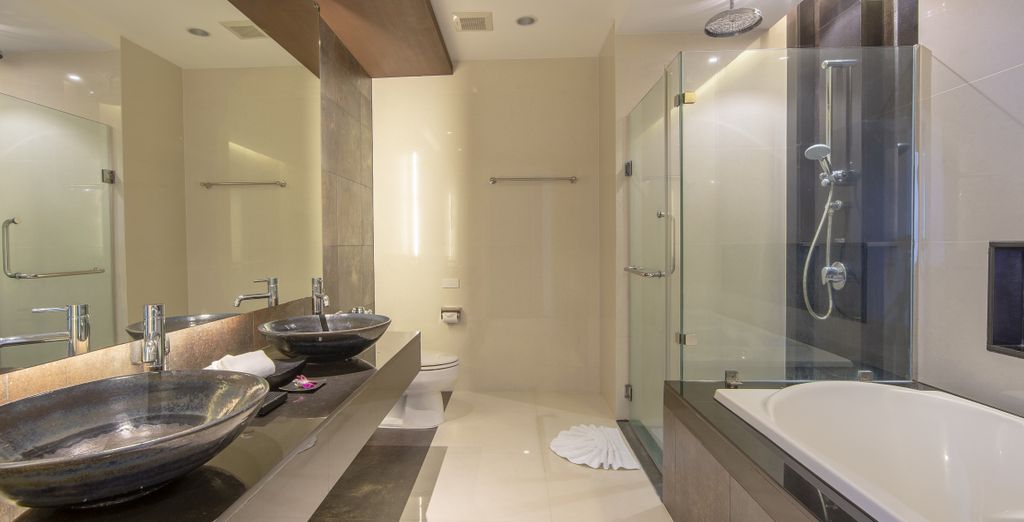 Combinato Kantary Beach Khao Lak 4*, Venice Krabi Villa Resort 4* e Cape Panwa Phuket 5*