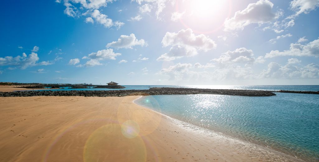 Elba Sara Beach & Golf Resort 4*