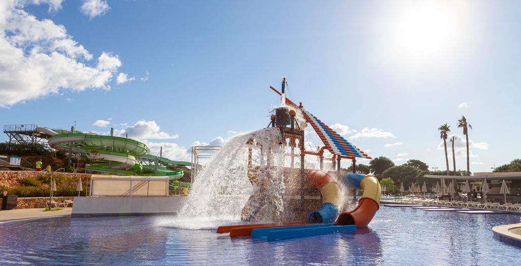 Sur Menorca Suites & Waterpark 4*