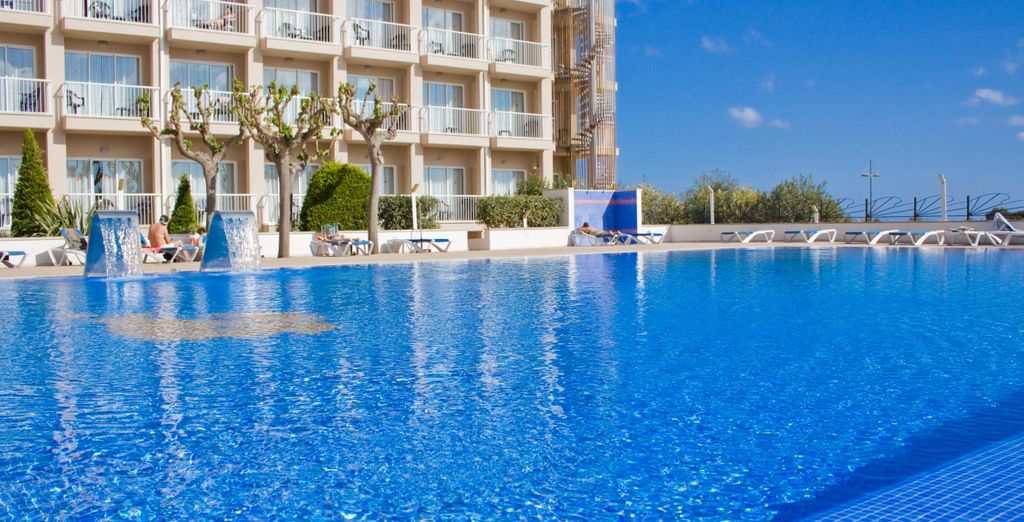 Sur Menorca Suites & Waterpark 4*