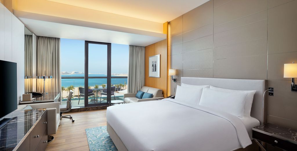 Hilton Dubai Palm Jumeirah 5*