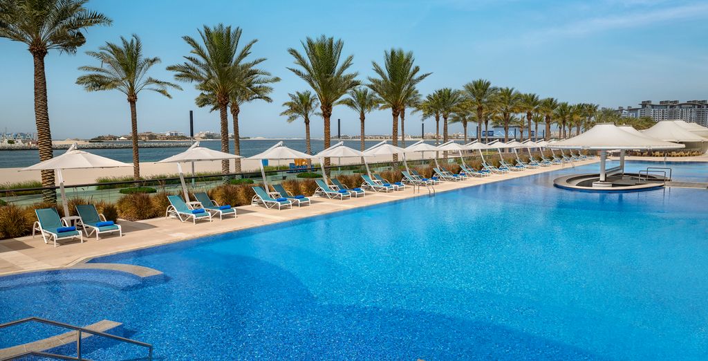 Hilton Dubai Palm Jumeirah 5*