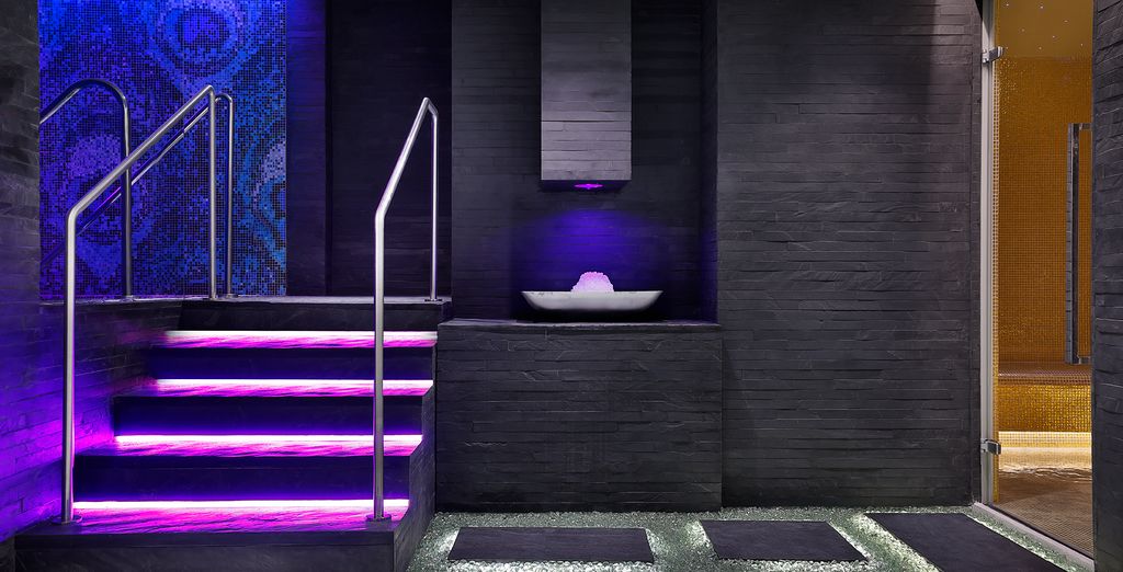 Hilton Dubai Palm Jumeirah 5*