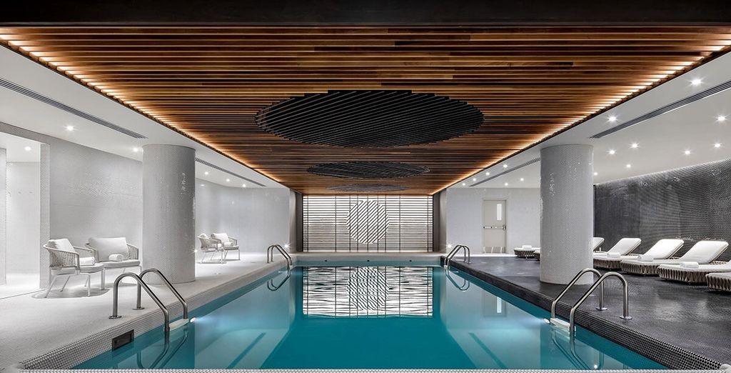 Fairmont The Queen Elizabeth 5*