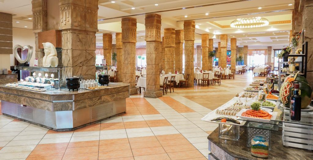Charmillion Sea Life Resort 5*