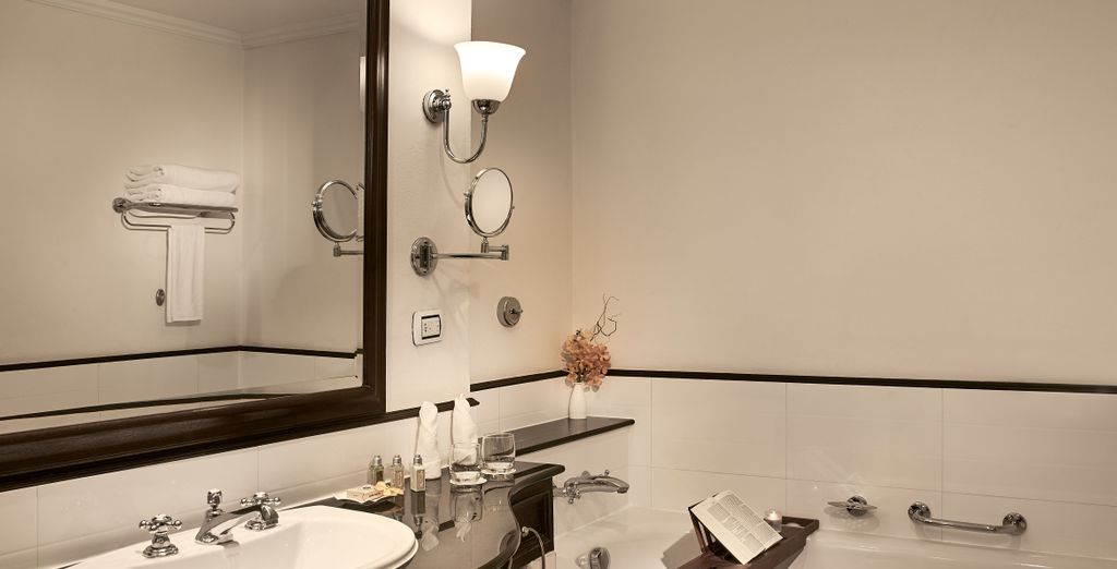 Radisson Suites Bangkok Sukhumvit 4*, Veranda High Resort Chiang Mai MGallery 5*, Sea Seeker Krabi Resort 4* o Sofitel Krabi 5*