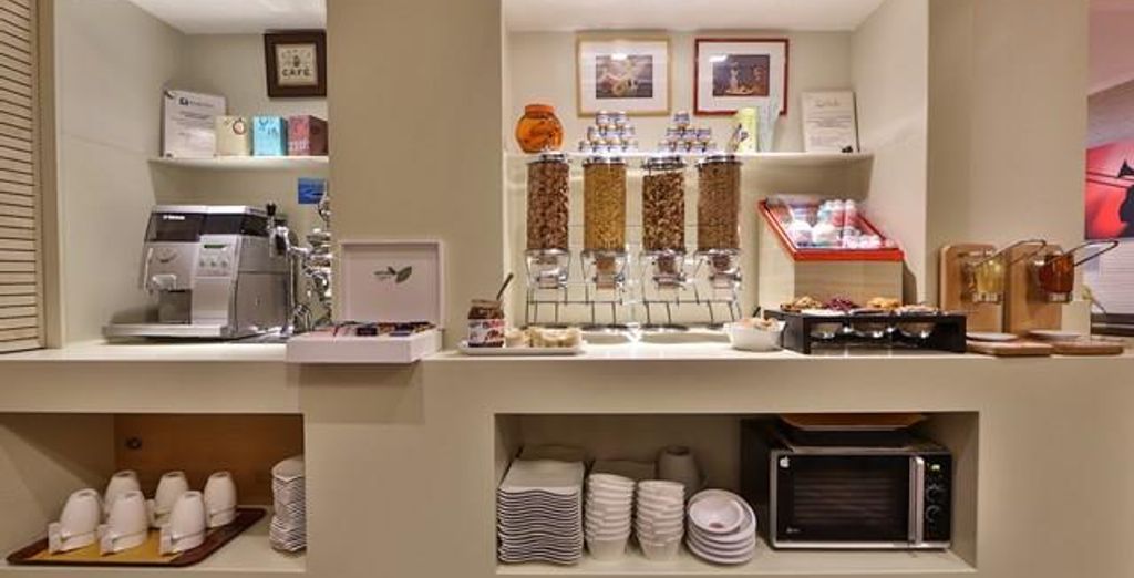Best Western Plus City Hotel 4*