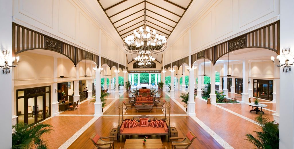 Radisson Suites Bangkok Sukhumvit 4*, Veranda High Resort Chiang Mai MGallery 5*, Sea Seeker Krabi Resort 4* o Sofitel Krabi 5*
