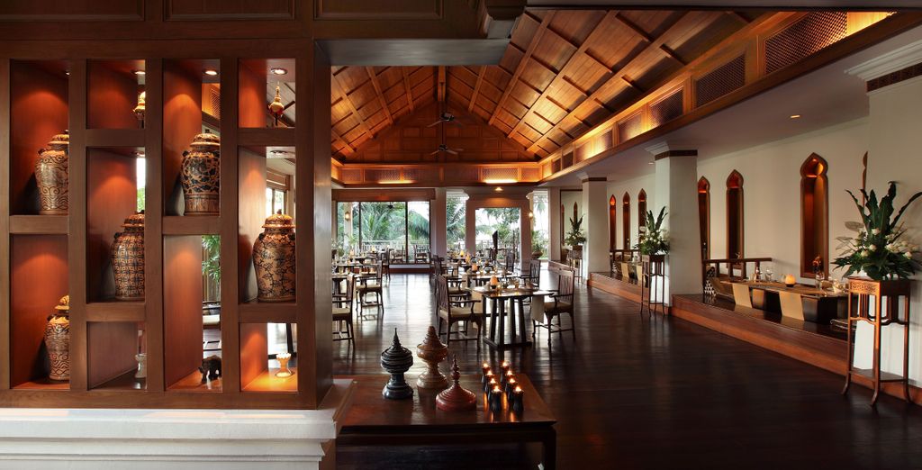 Radisson Suites Bangkok Sukhumvit 4*, Veranda High Resort Chiang Mai MGallery 5*, Sea Seeker Krabi Resort 4* o Sofitel Krabi 5*
