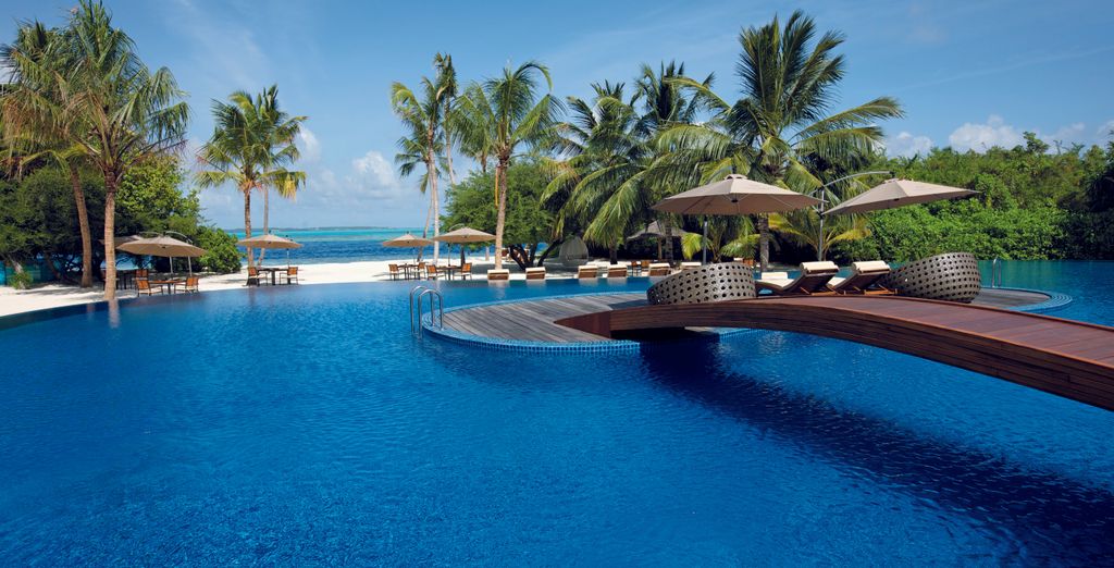 Hideaway Beach Resort & Spa 5*