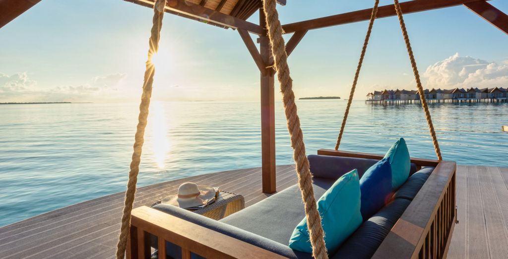 Mövenpick Resort Kuredhivaru Maldives 5*