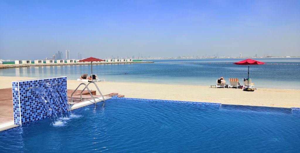 Combinato Canopy by Hilton Dubai Al Seef 4* e Royal M Hotel & Resort Abu Dhabi 5*