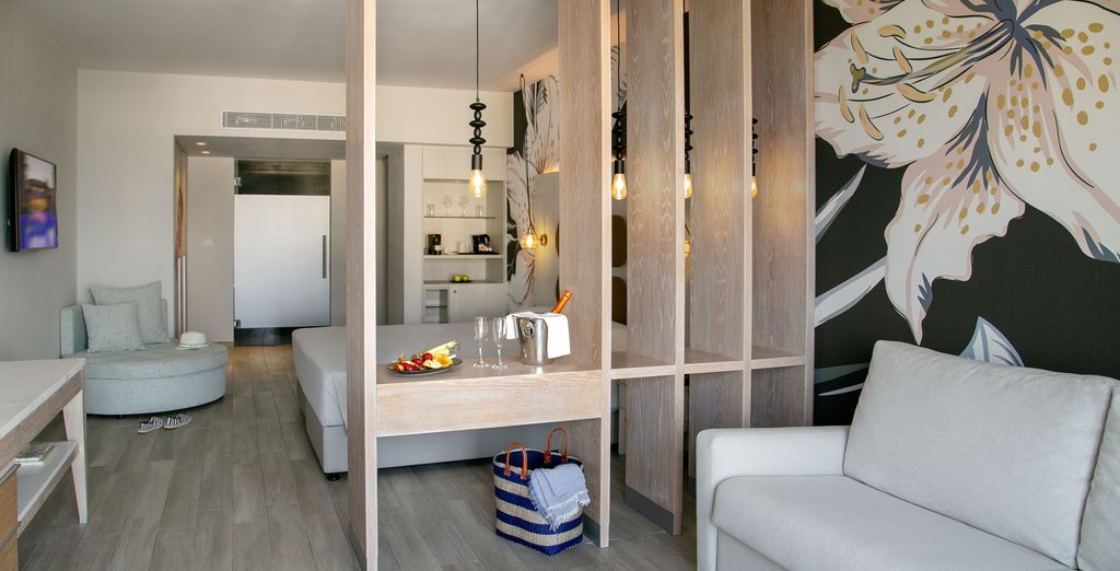 Vangelis Hotel & Suites 4*