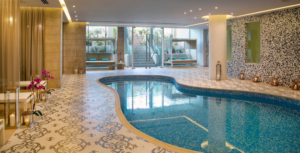 Vangelis Hotel & Suites 4*