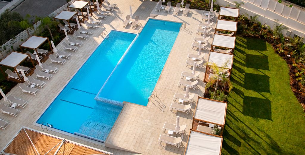 Vangelis Hotel & Suites 4*