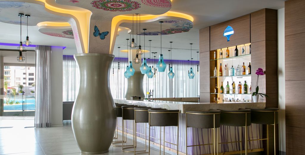 Vangelis Hotel & Suites 4*