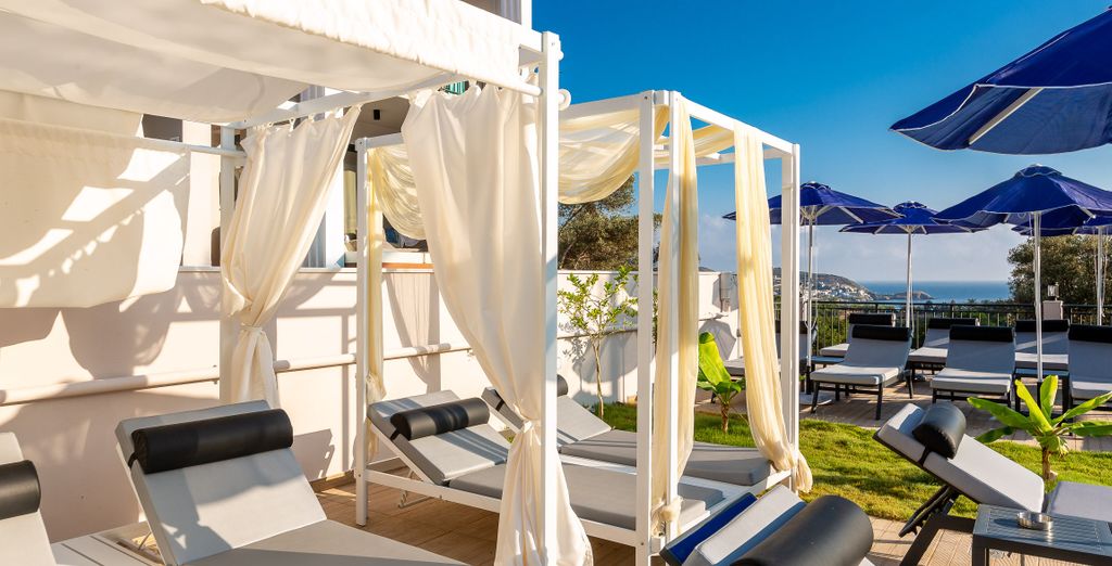 T-Hotel Premium Suites 4*
