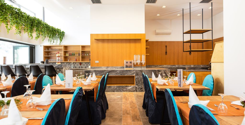 T-Hotel Premium Suites 4*