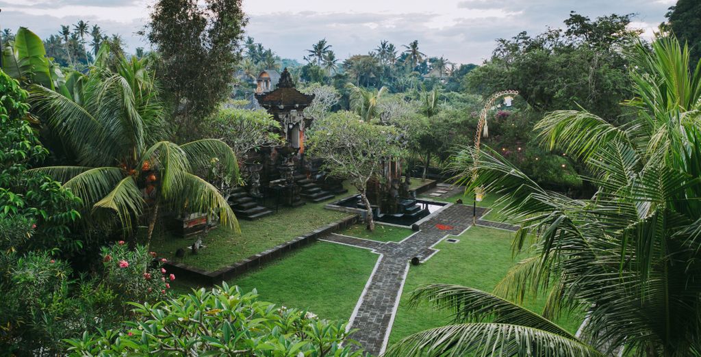 Combinato 4* Sanctoo Suites & Villas, D'Nusa Beach Club and Resort e Balicosy Villa