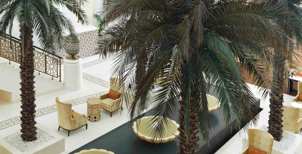 Bab Al Qasr Hotel 5*