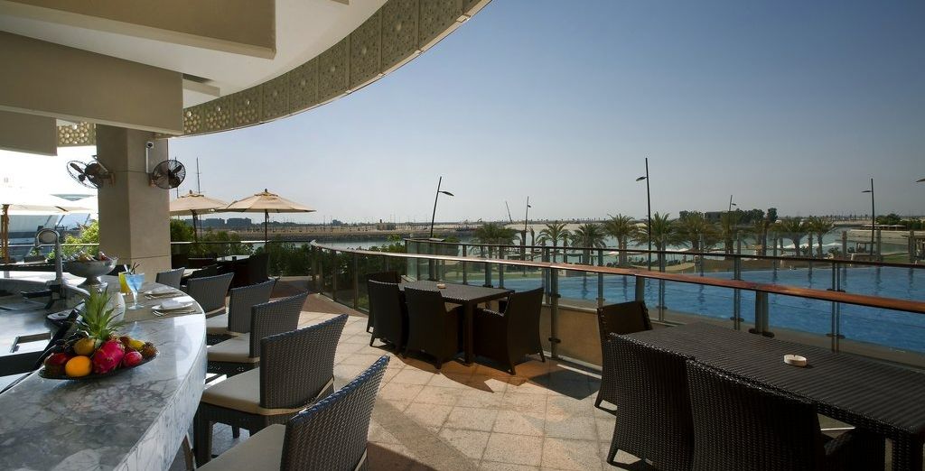Bab Al Qasr Hotel 5*