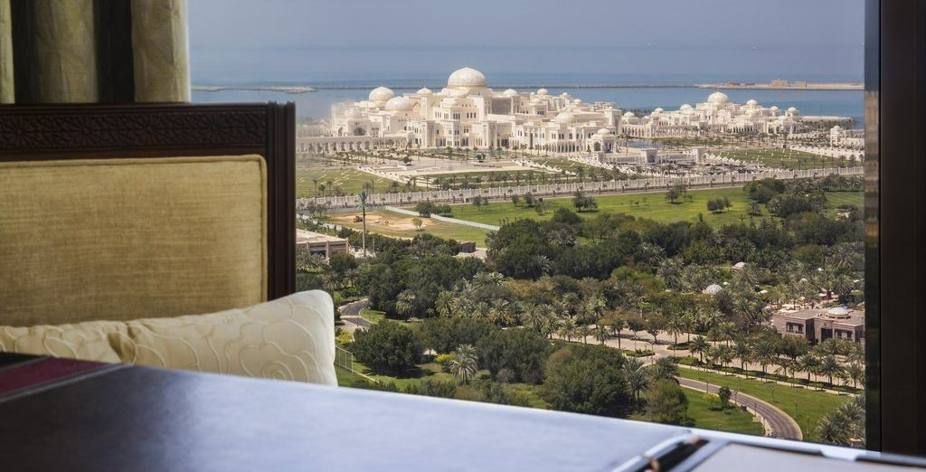 Bab Al Qasr Hotel 5*
