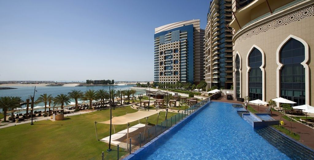 Bab Al Qasr Hotel 5*