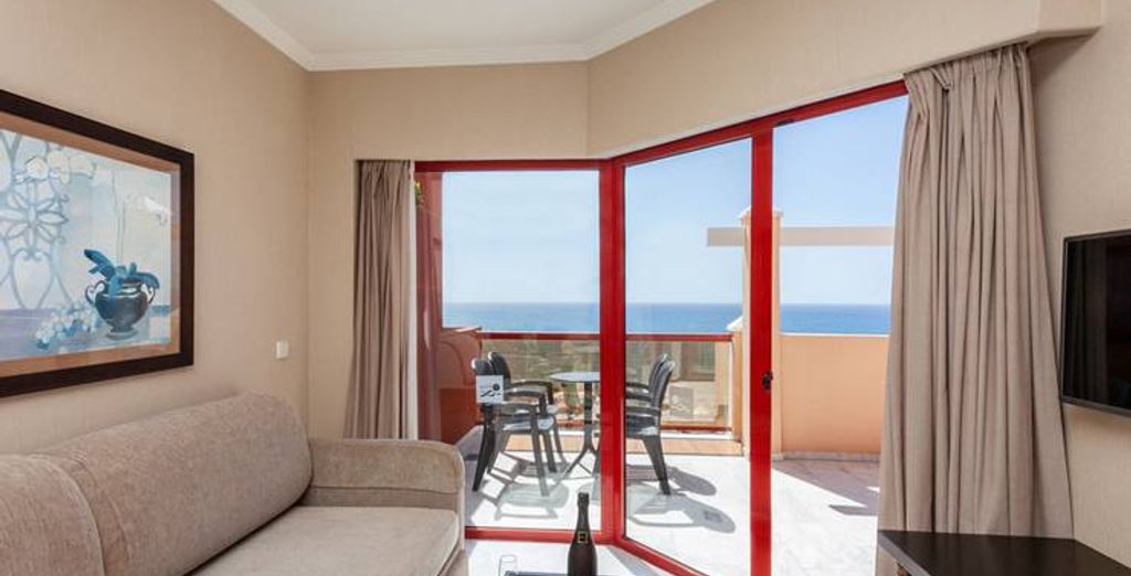 Holiday World Village Hotel 4*