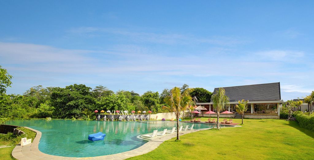 Tejaprana Bisma 5*, GiliZen Resort - Private Pool Villas 4* e Vivara Bali Private Pool Villas & Spa Retreat 5*