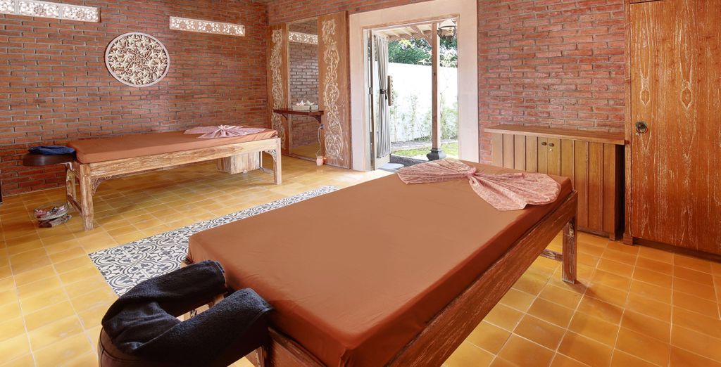 Tejaprana Bisma 5*, GiliZen Resort - Private Pool Villas 4* e Vivara Bali Private Pool Villas & Spa Retreat 5*