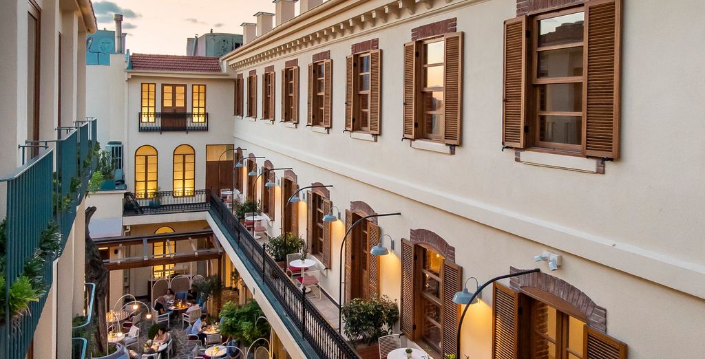 Ecole St. Pierre Hotel