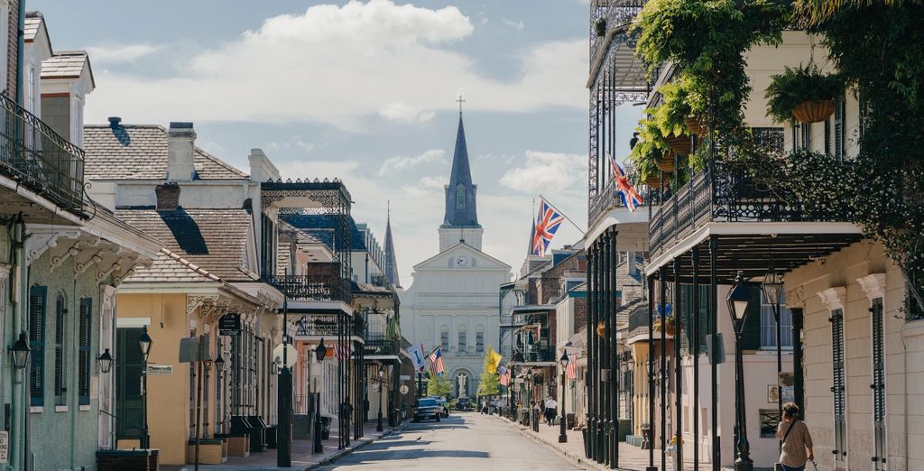 Hilton New Orleans Riverside 4*
