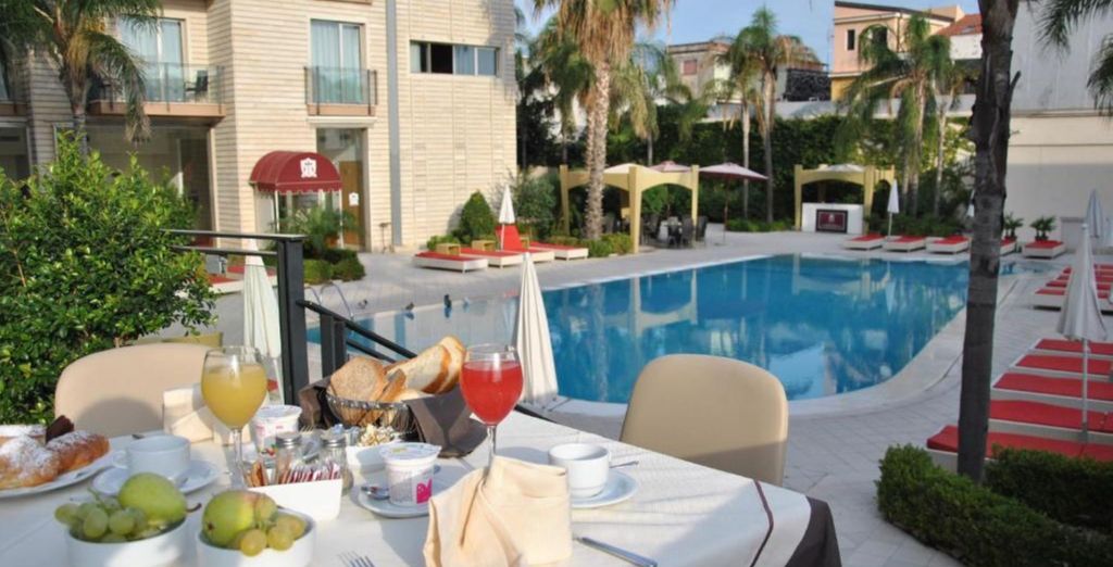 Grand Hotel Yachting Palace 4*