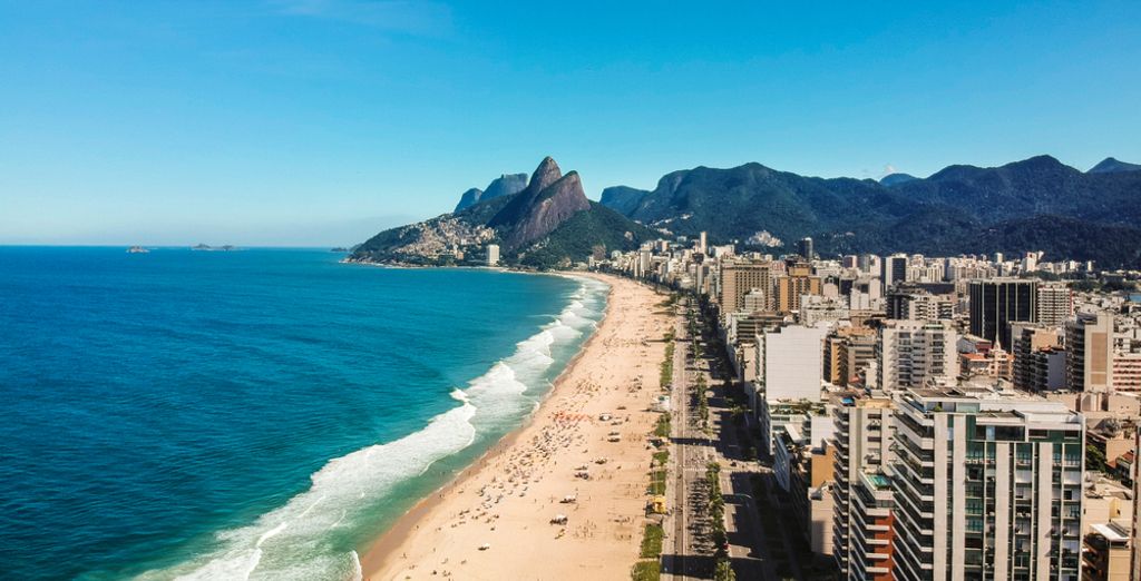 Soggiorno in libertà: Viaggio nella cultura carioca al ritmo di Samba