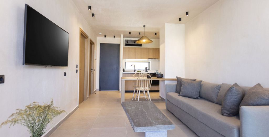Pnoes Luxury Suites 4*