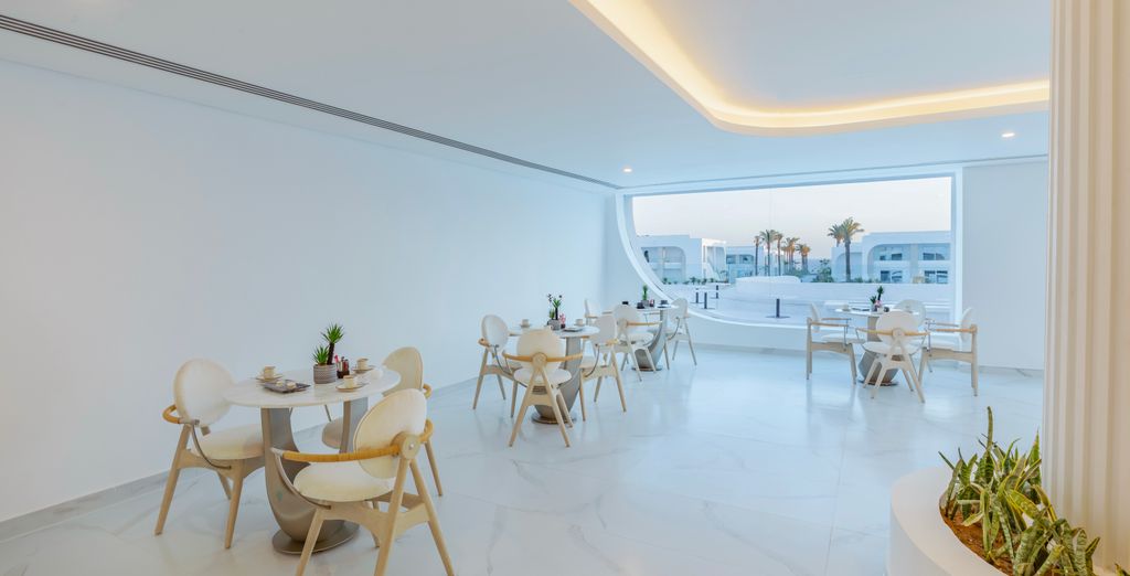 White Hills Resort 5*