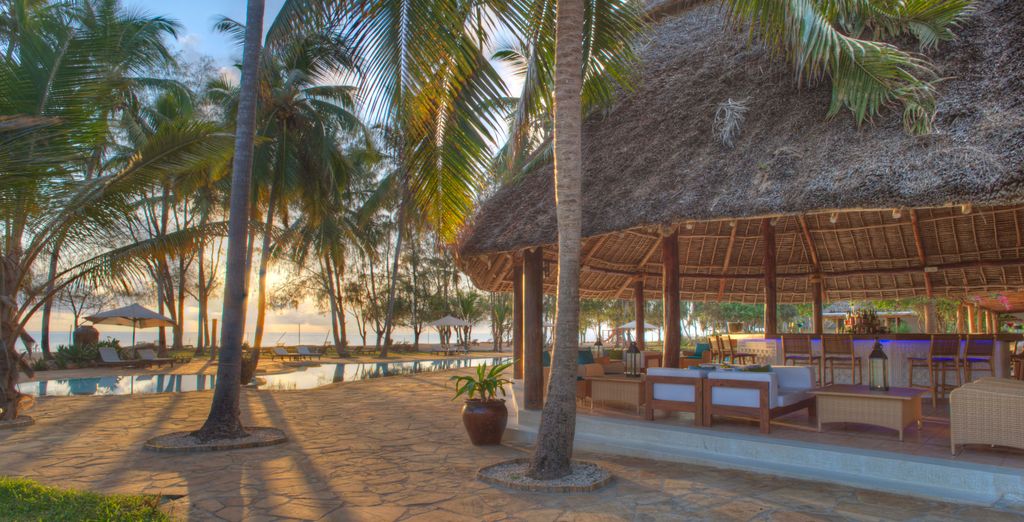 Combinato BlueBay Beach Resort & Spa 5* e Saadani Safari Lodge 4*